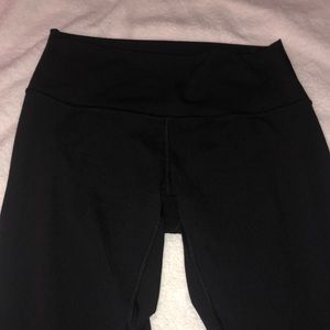 Black Lululemon leggings